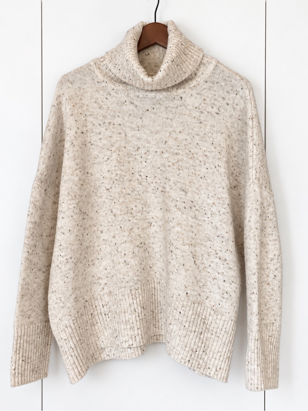 William Rast Cream Speckled Alpaca Blend Oversized Turtleneck Sweater L.